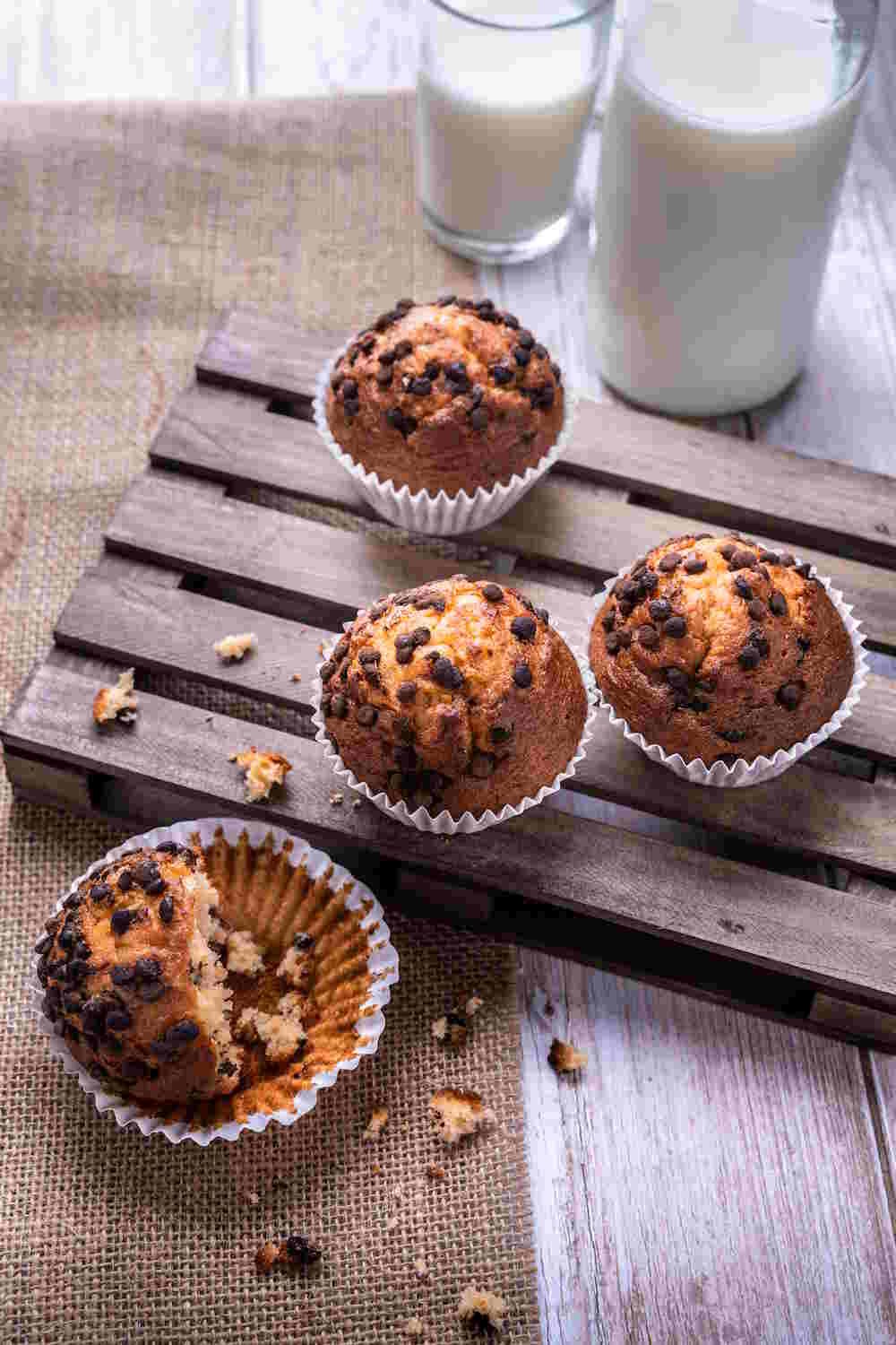 Keto Chocolate Chip Muffins