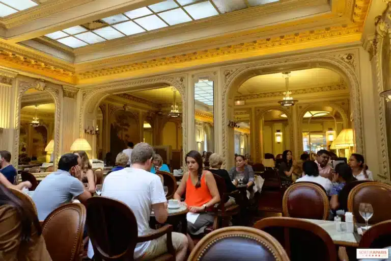 lunch service at one of the most exquisite department store restaurants which is Angélina in Paris
