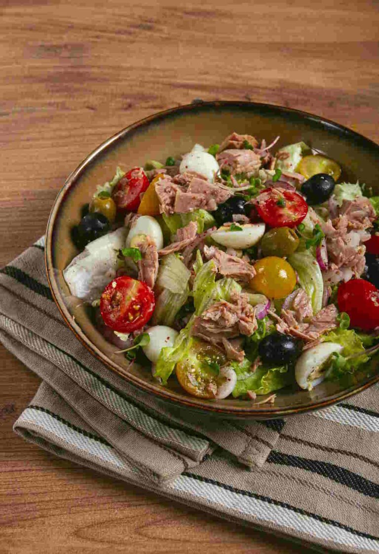 Mediterranean Tuna Salad