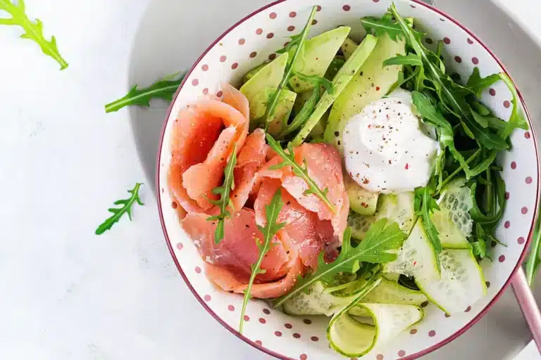Smoked Salmon & Avocado Bowl Protein lunch
