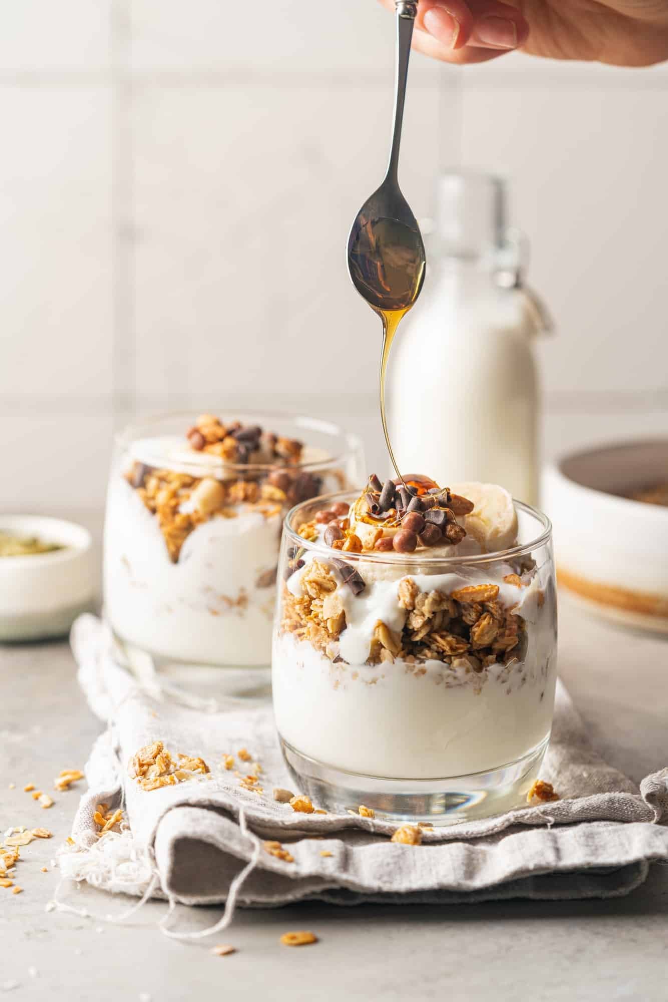 3 Healthy Parfait Ideas For Summer Guilt-Free Snacking 3 Glass of granola parfait