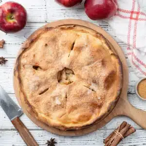 homemade-apple-pie-with-fresh-red-apples