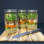 Make Everyone Jealous with these mason jar salads