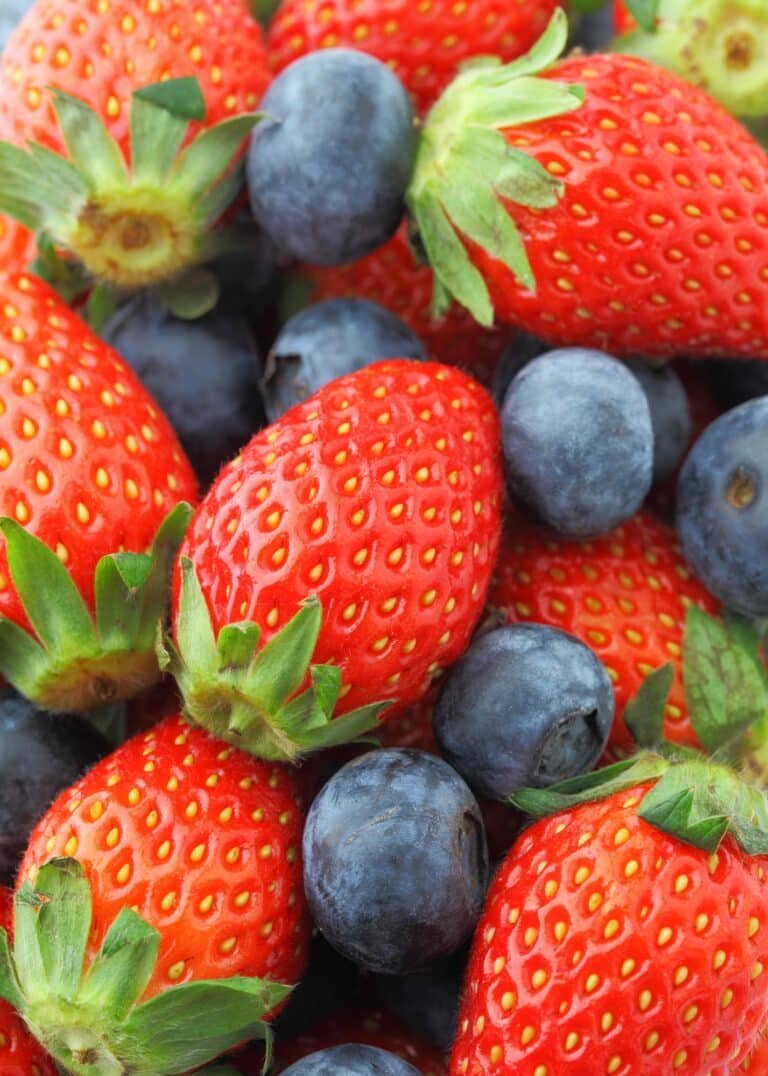 Strawberries and Blueberries mix